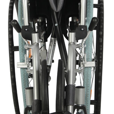 Deluxe Lightweight Self Propelled Aluminium Wheelchair